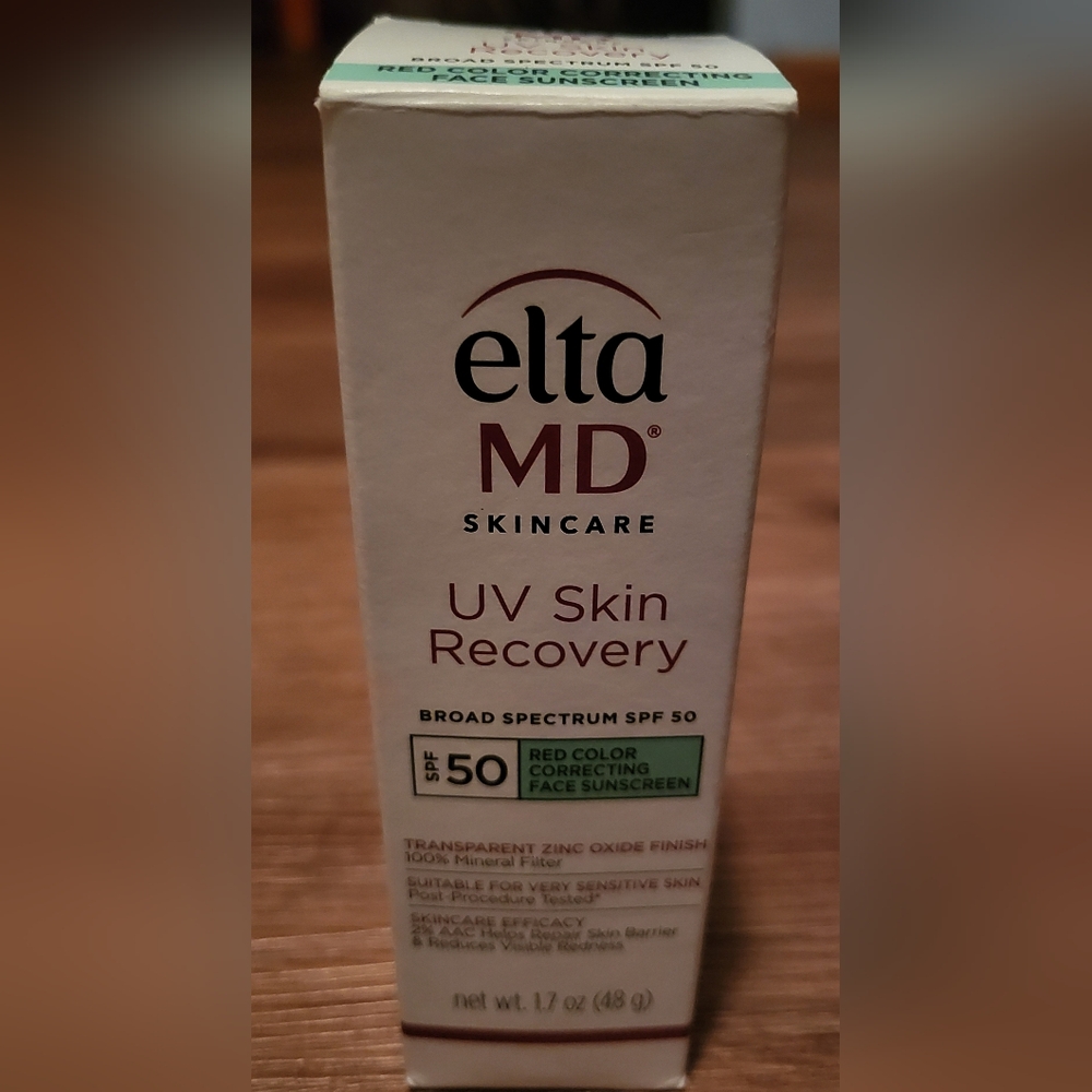 EltaMD UV Skin Recovery SPF 50 Sunscreen - Red and White